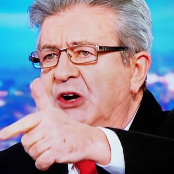 Mélenchon critique vertement Olivier Faure pour ses négociations avec Macro…